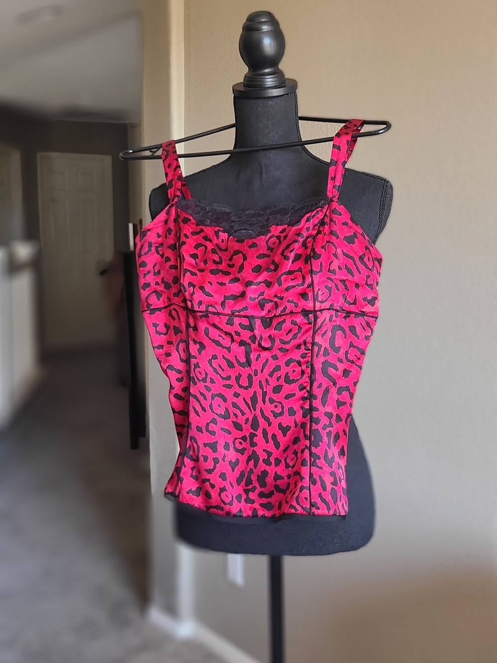 White House Black Market Red & Black Leopard-Print Lace Cami